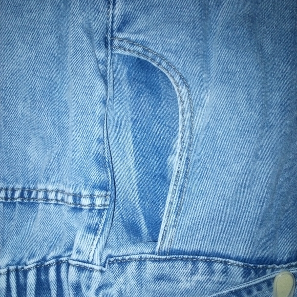 Women's Pants - Picture 9 of 9